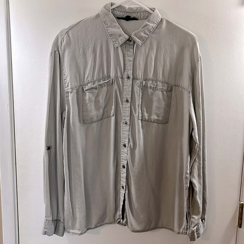 Jane and Delancey top size Medium